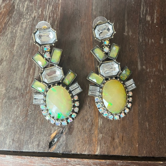 Pristine Baublebar Statement Earrings - Picture 3 of 3